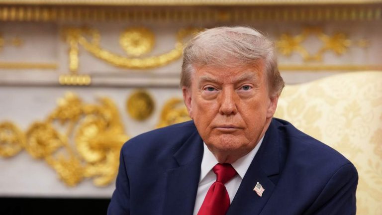 Trump’s Teleprompter Operator Accused of Betting on Speeches