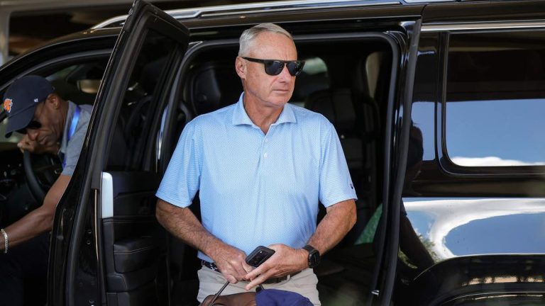 Manfred: Labor Talks Goal Is Games In 2027