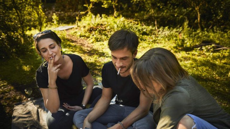 Orange Moves To Ban Smoking In Public Parks